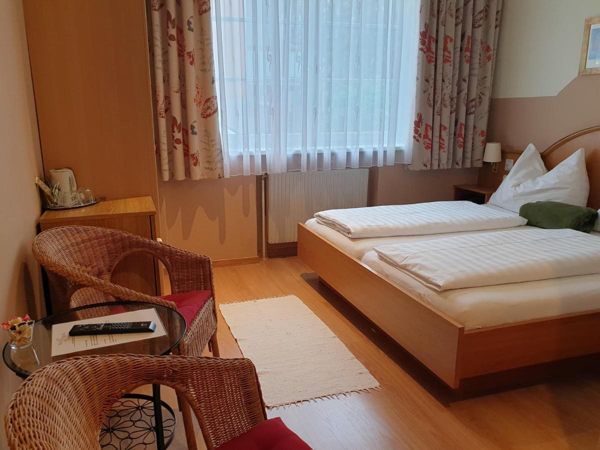 Hotel Pension Alte Muehle Клостернойбург Экстерьер фото